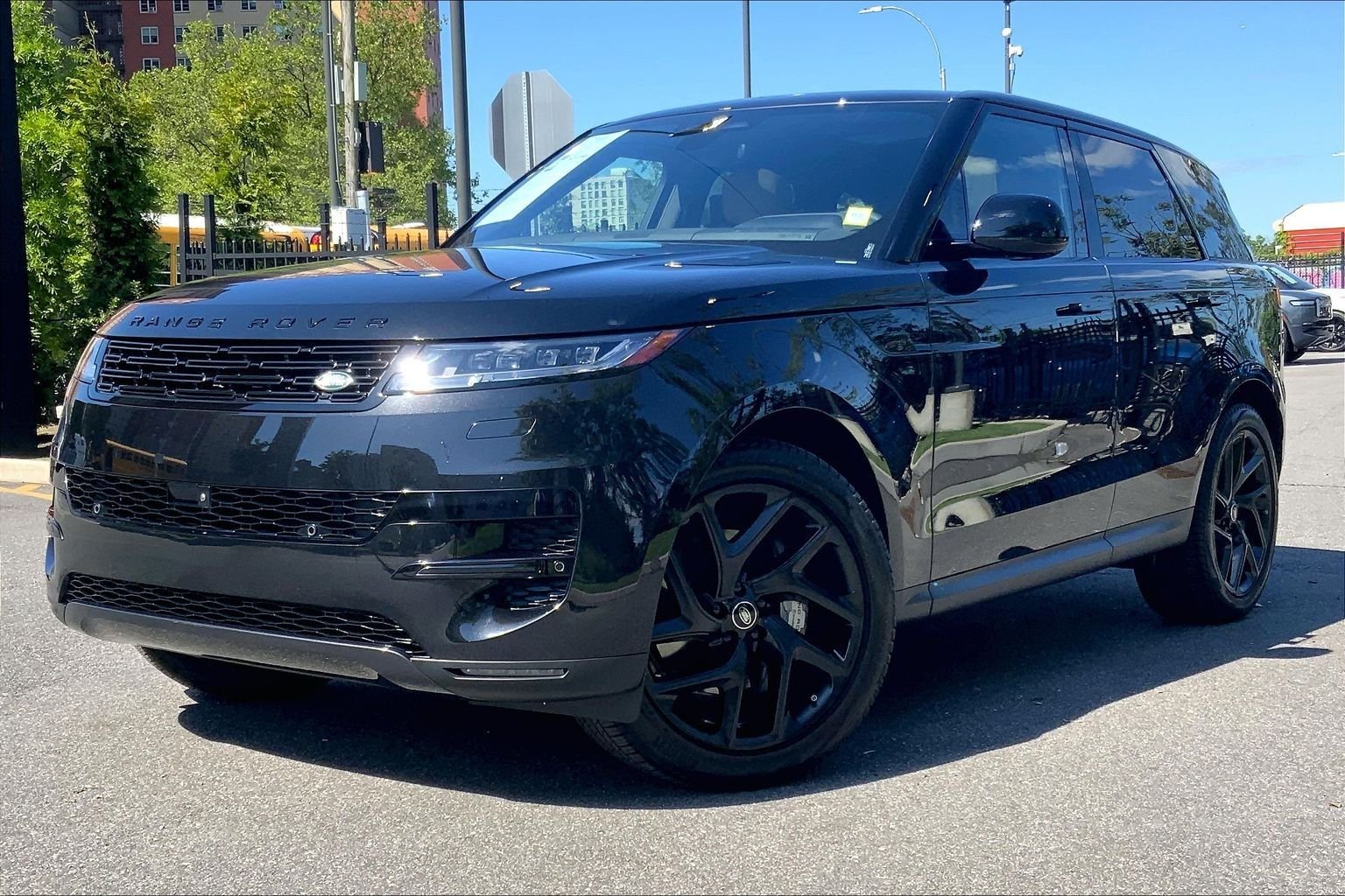 2025 Land Rover Range Rover Sport P360 SE MHEV's photo