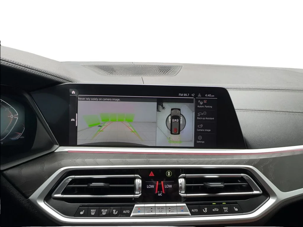Used 2022 Green BMW xDrive40i image 56