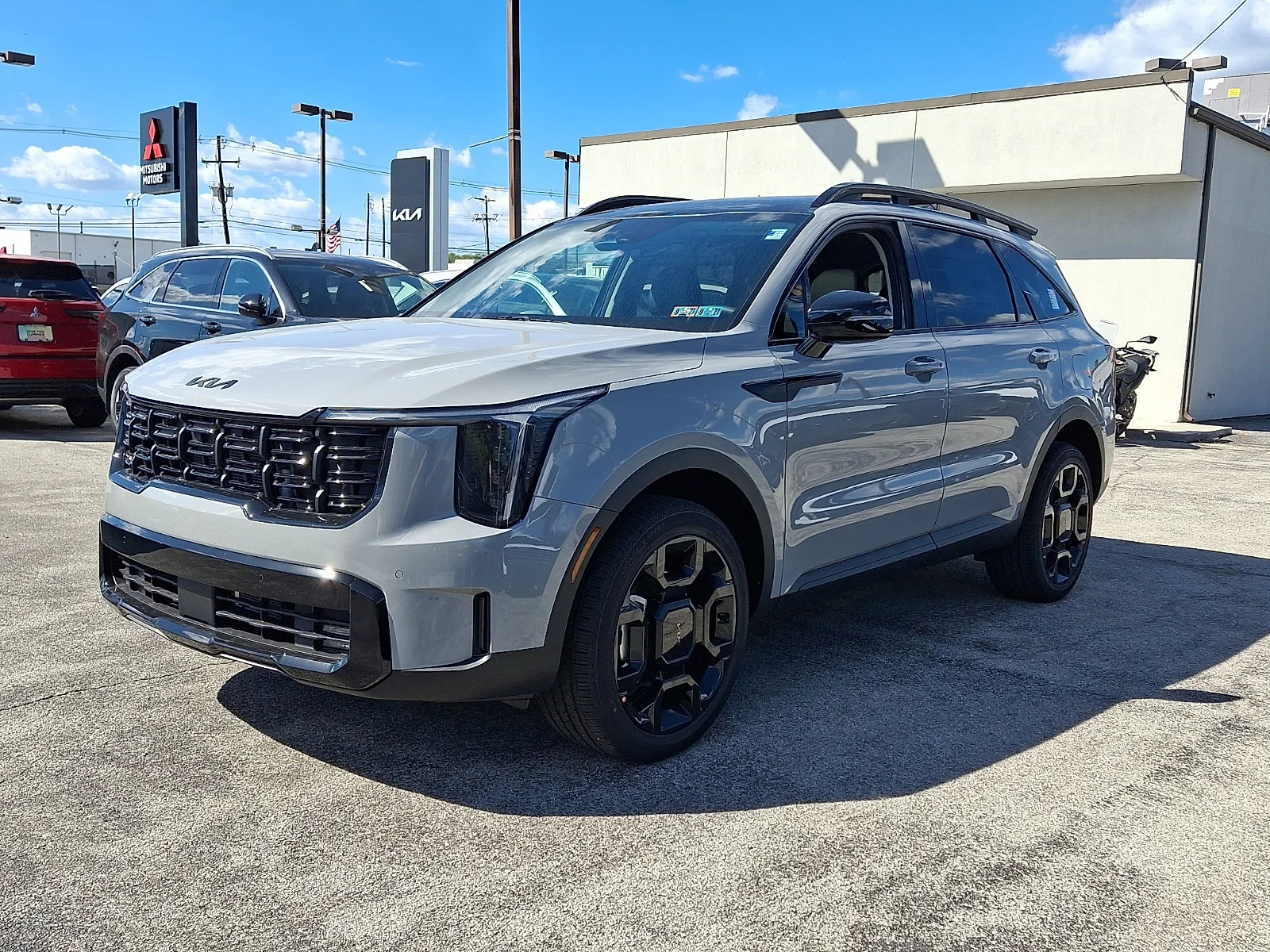 New 2026 Gray Kia X-Line EX image 4