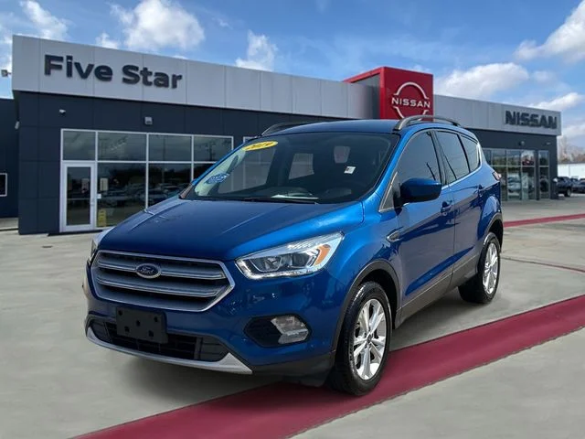 Used 2019 Blue Ford SEL image 3
