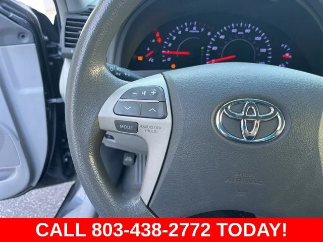 Used 2011 Gray Toyota LE image 17
