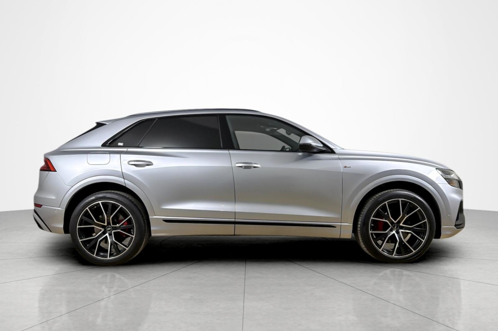 Used 2022 Florett Silver Metallic Audi Premium Plus 55 TFSI quattro image 6