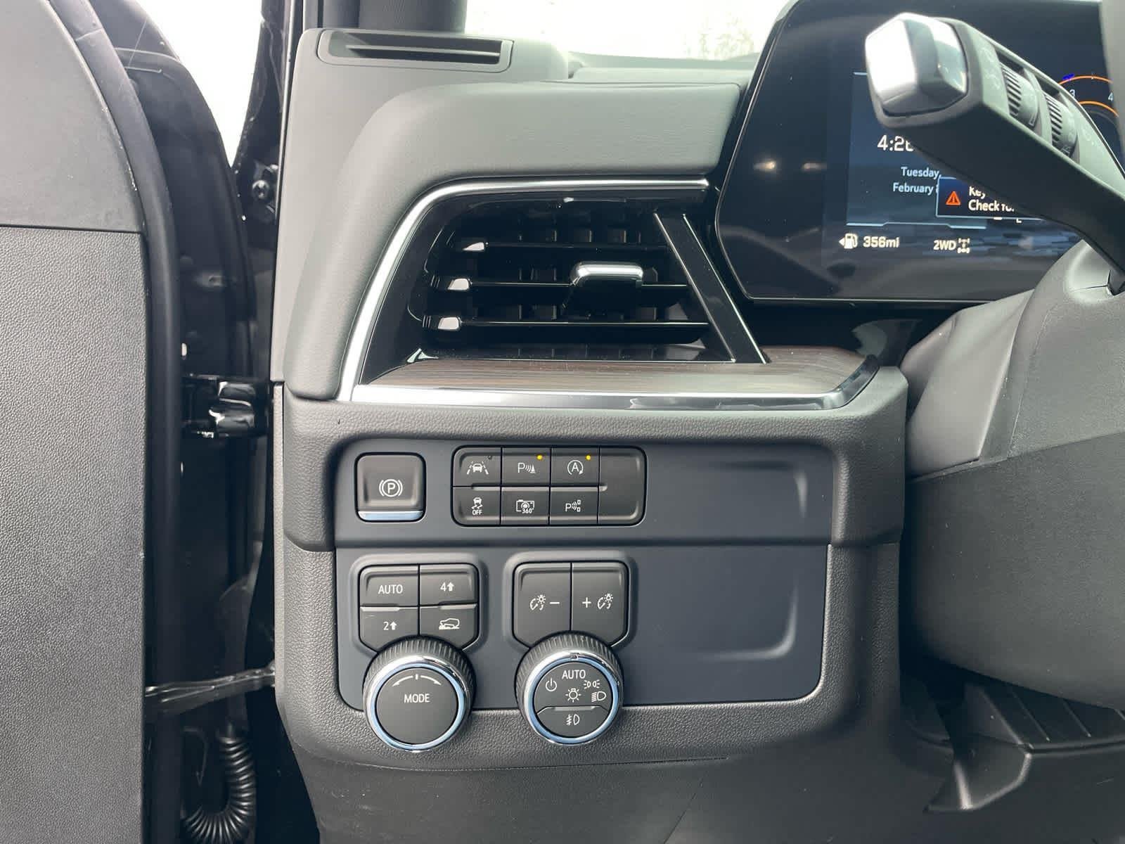 2026 Chevrolet Tahoe LT - Photo 16