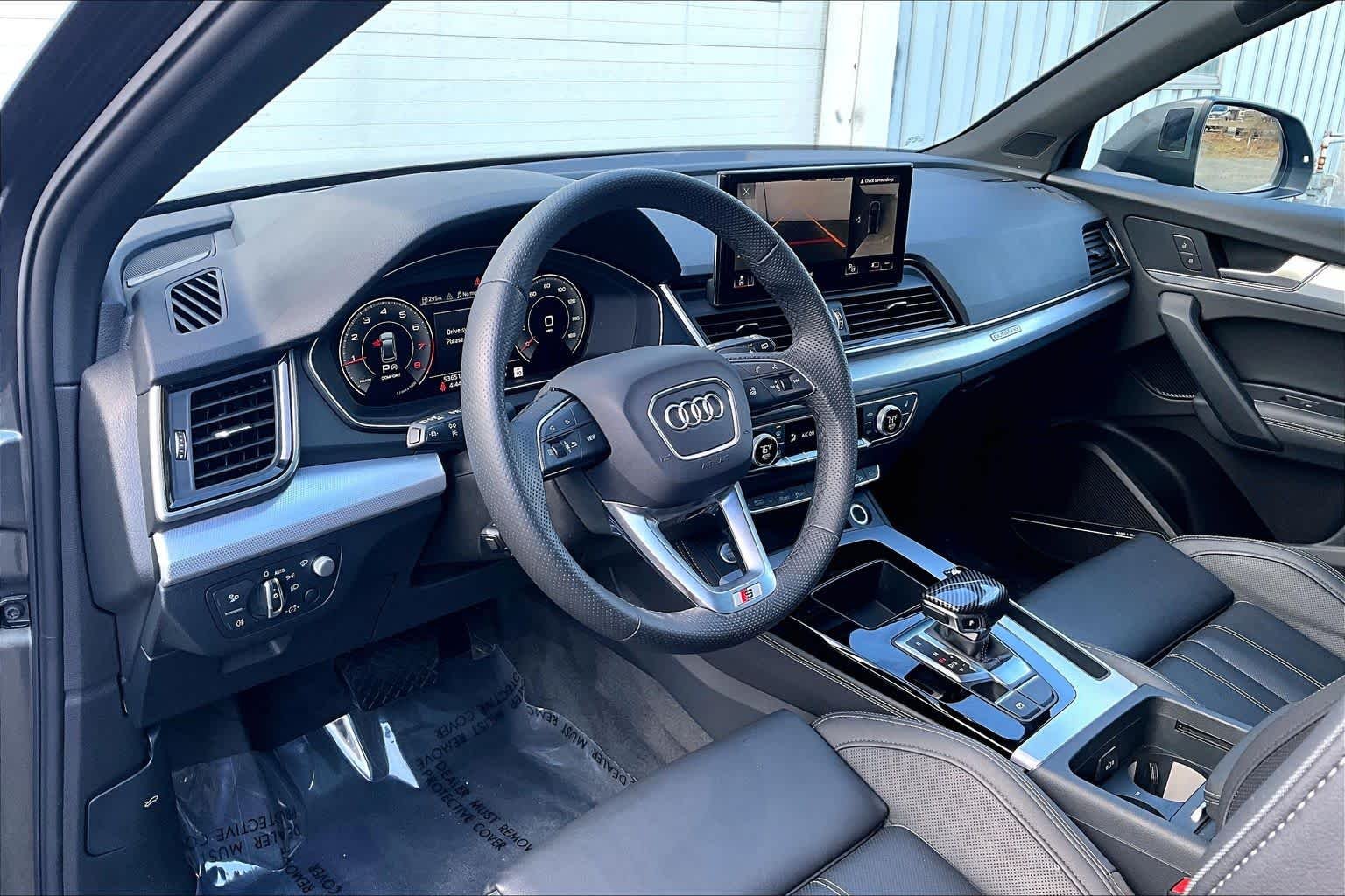 Used 2024 Daytona Gray Pearl Effect Audi S line Prestige image 32