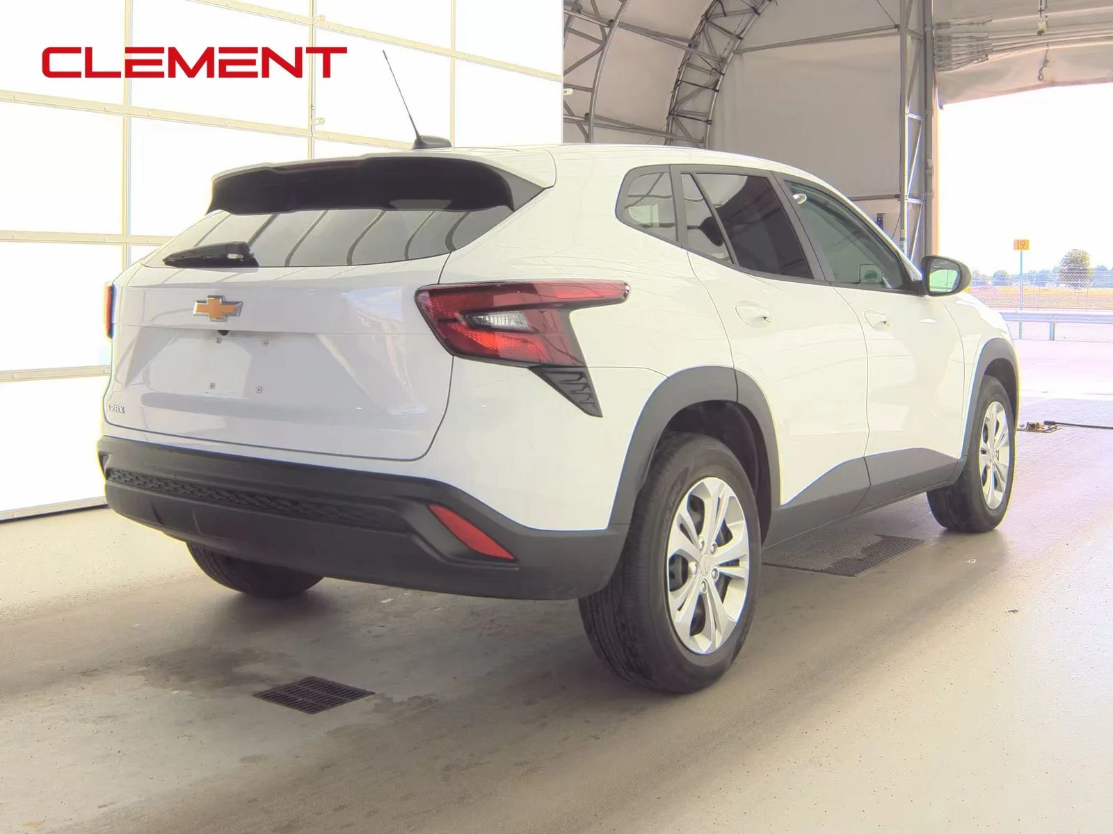 Used 2024 White Chevrolet LS image 6