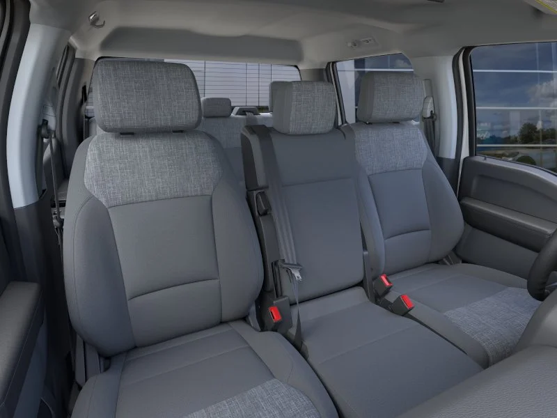 New 2026 Oxford White Ford XLT image 43
