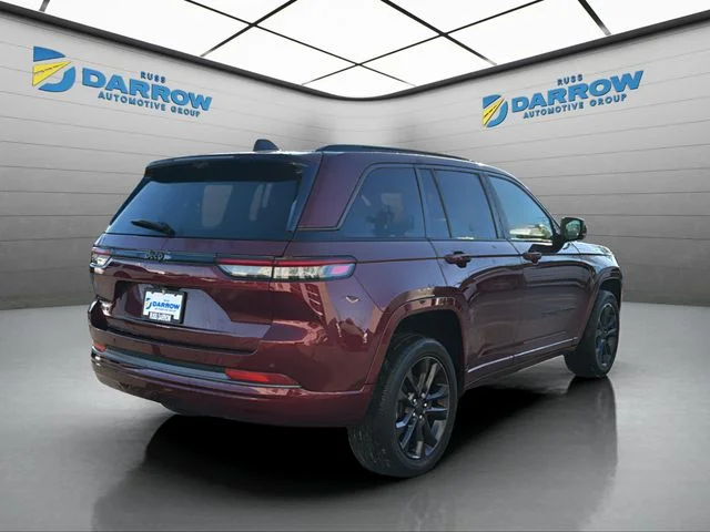 New 2026 Velvet Red Pearl-Coat Exterior Paint Jeep Limited Reserve image 5