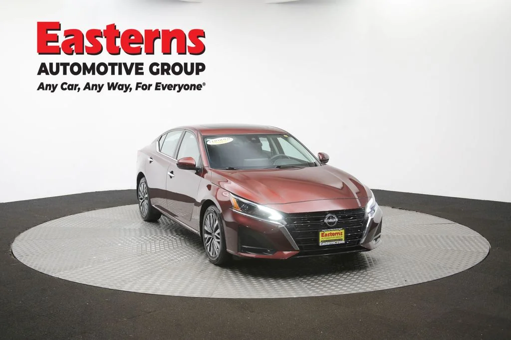 Used 2023 Red Nissan 2.5 SV image 54