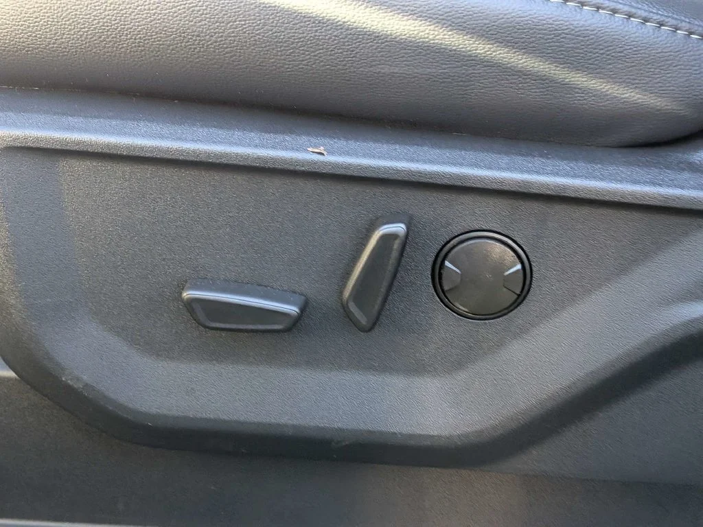 New 2026 Agate Black Metallic Ford Lariat® image 16