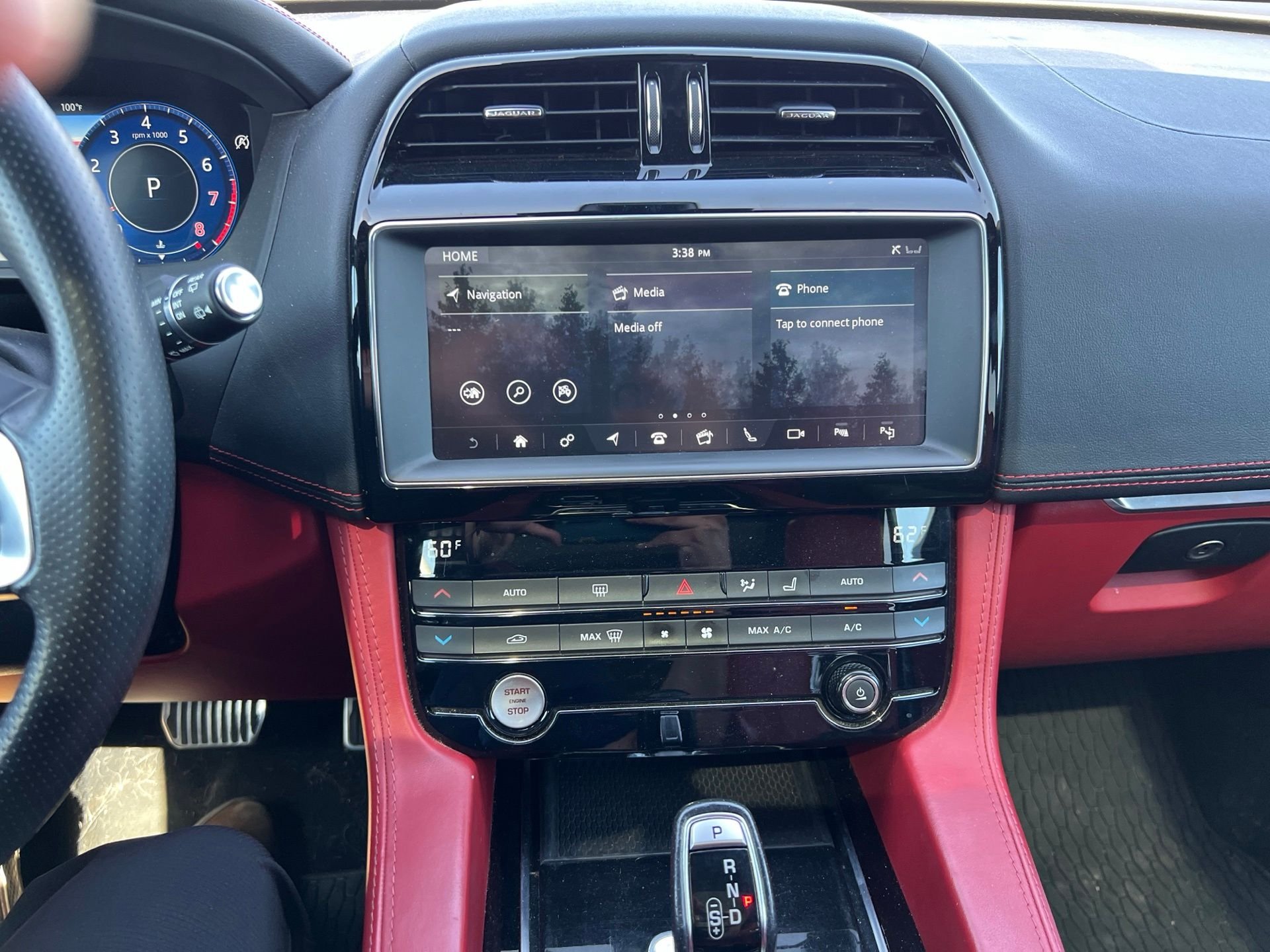 Used 2020 White Jaguar SVR image 30