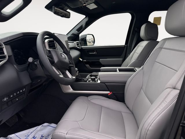 2026 Toyota Tundra Limited - Photo 9