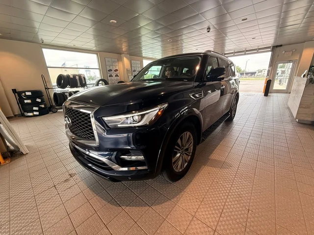2021 INFINITI QX80 LUXE