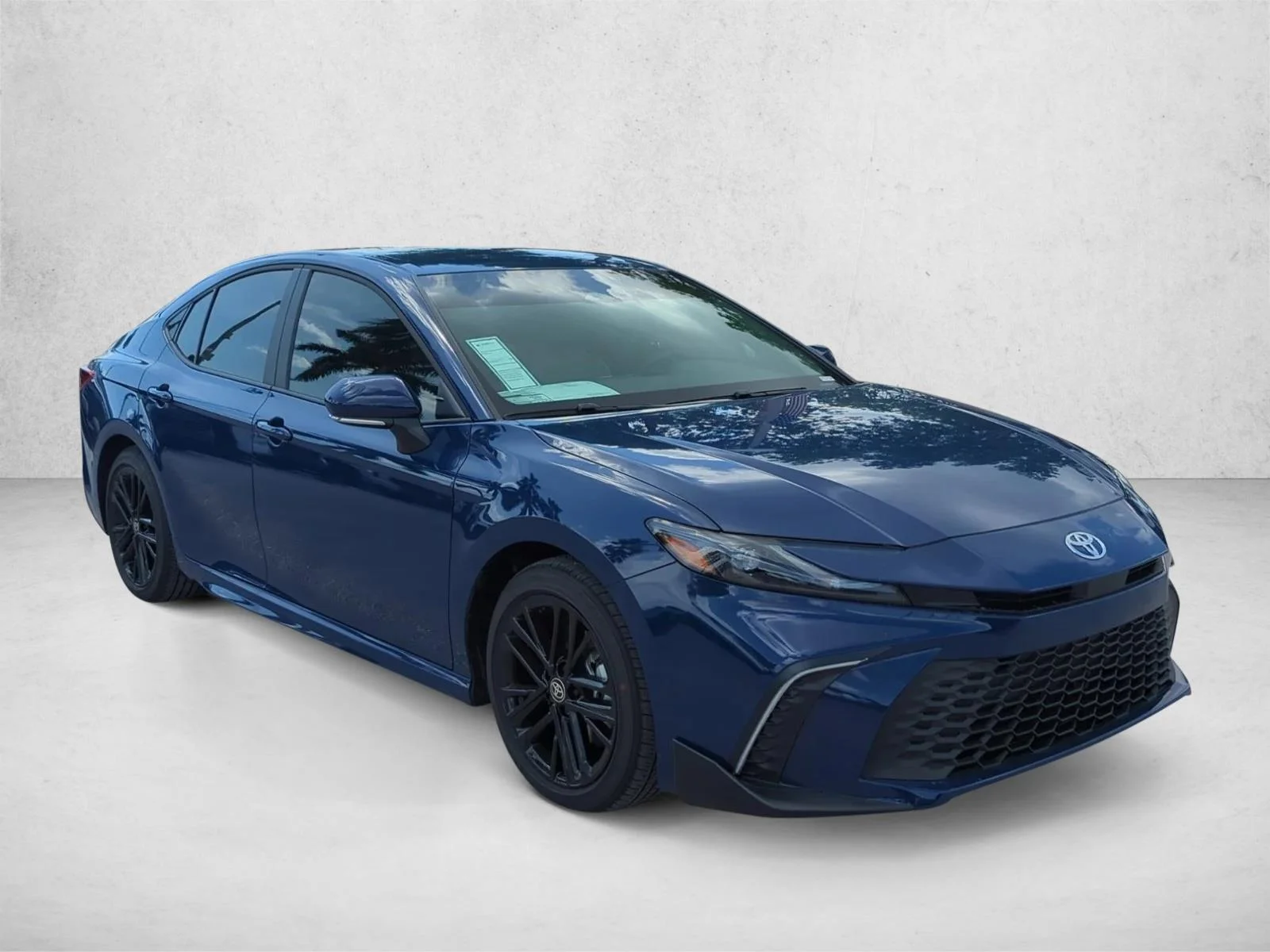 Used 2026 Reservoir Blue Toyota SE image 3