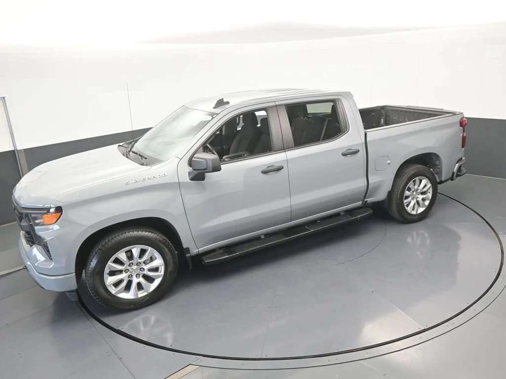 Used 2024 Slate Gray Metallic Chevrolet Custom image 50