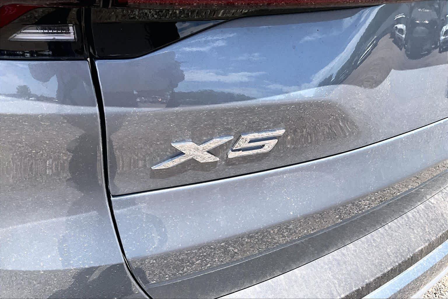 New 2026 Skyscraper Grey Metallic BMW xDrive40i image 15