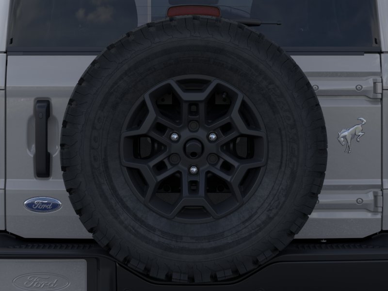 New 2026 Avalanche Gray Ford Badlands image 63