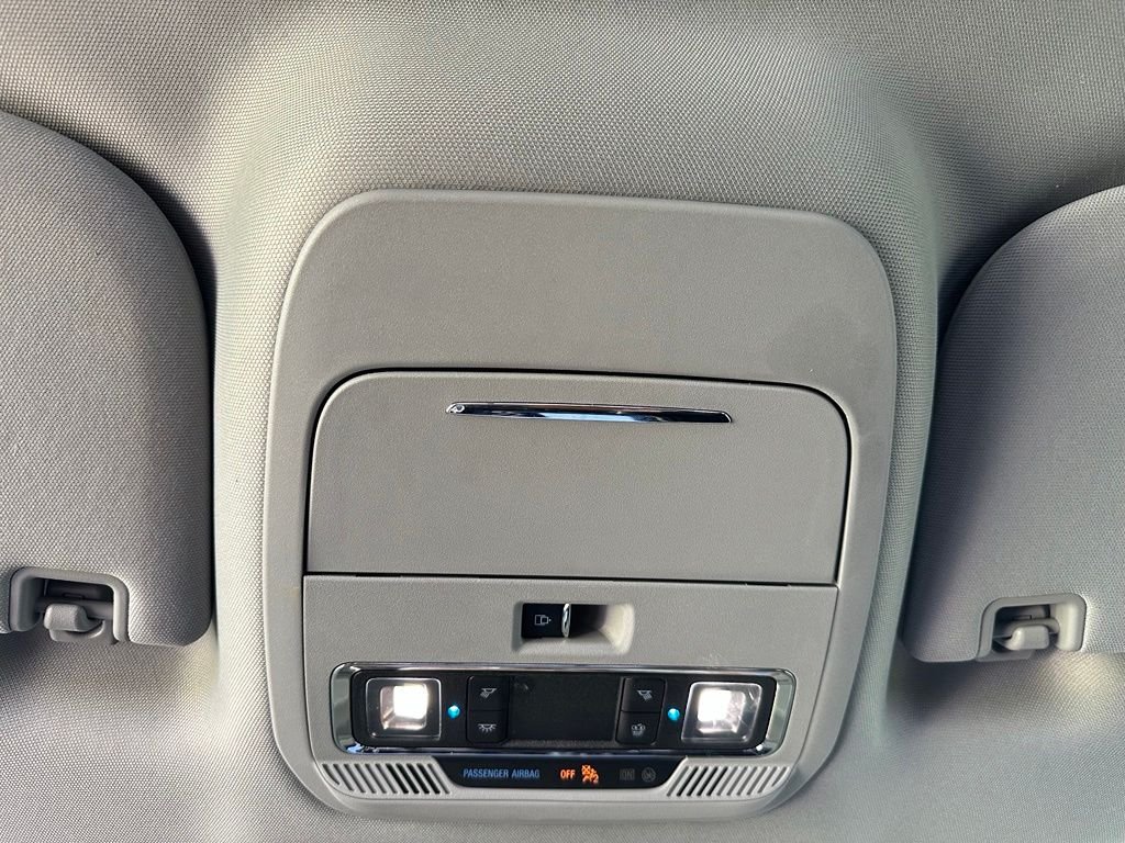 Used 2022 Red Ford Lariat image 25