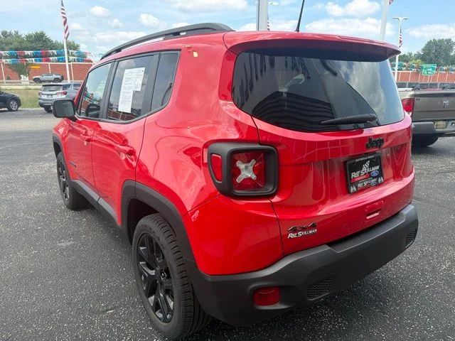 Certified Used 2022 Colorado Red Jeep Altitude image 6