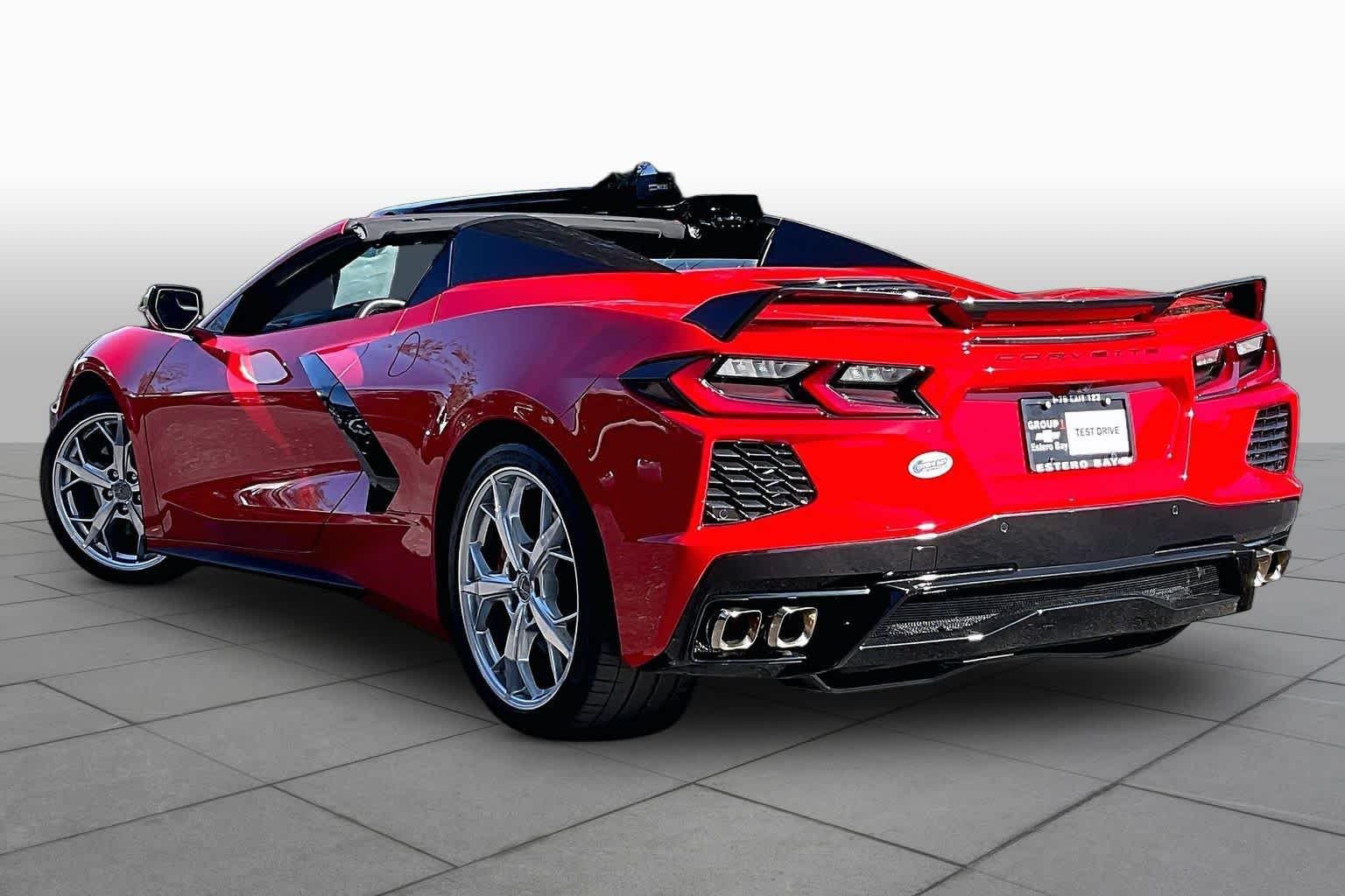 2022 Chevrolet Corvette 2LT - Photo 13