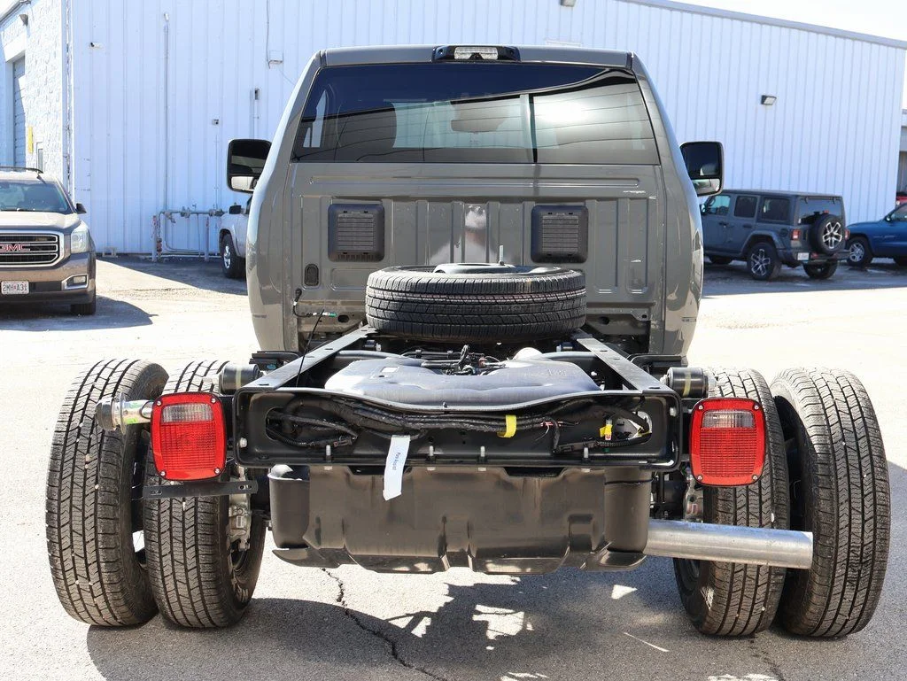 New 2026 Ceramic Gray Clearcoat RAM Tradesman image 4