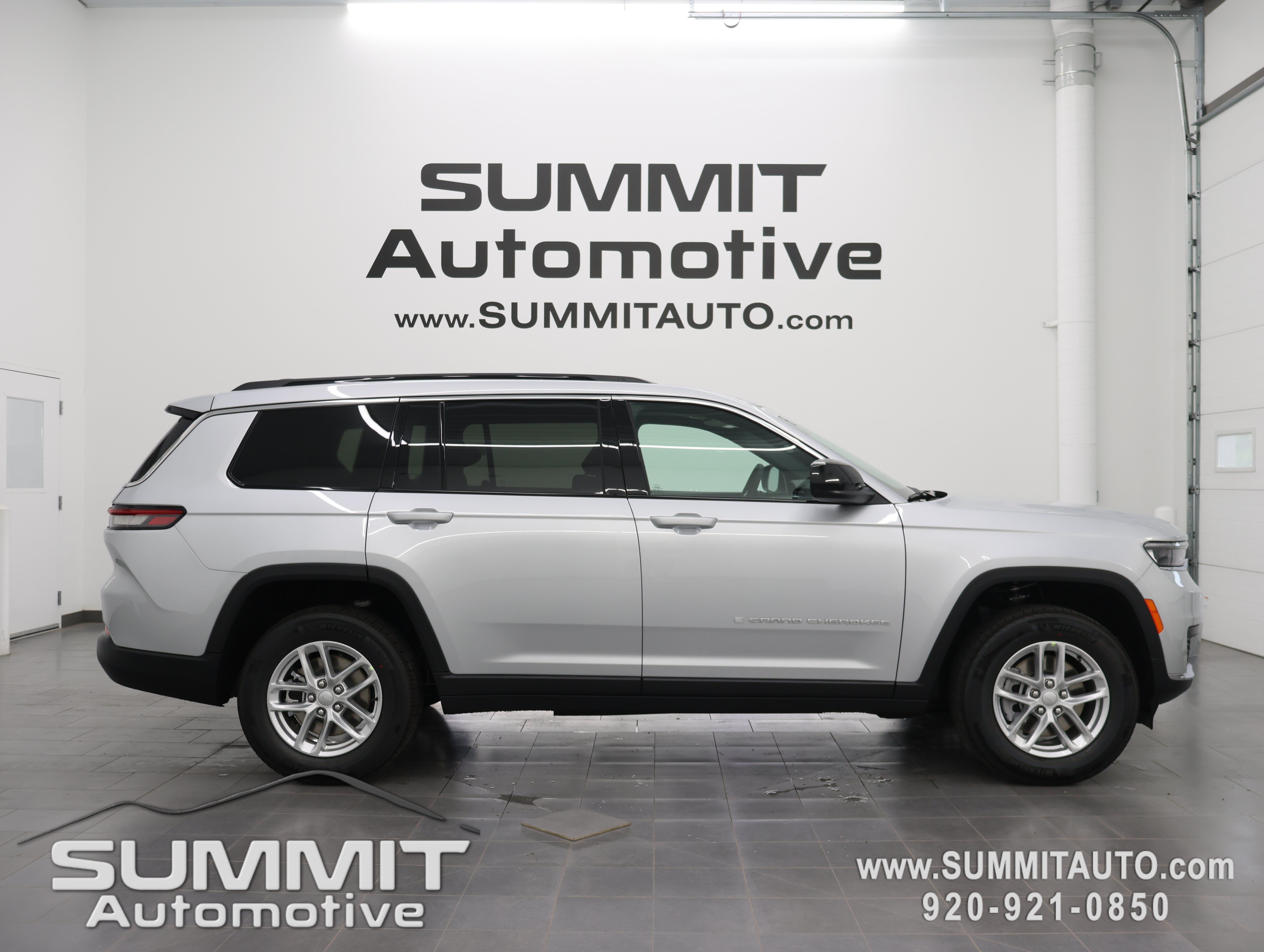 2026 Jeep Grand Cherokee L Laredo