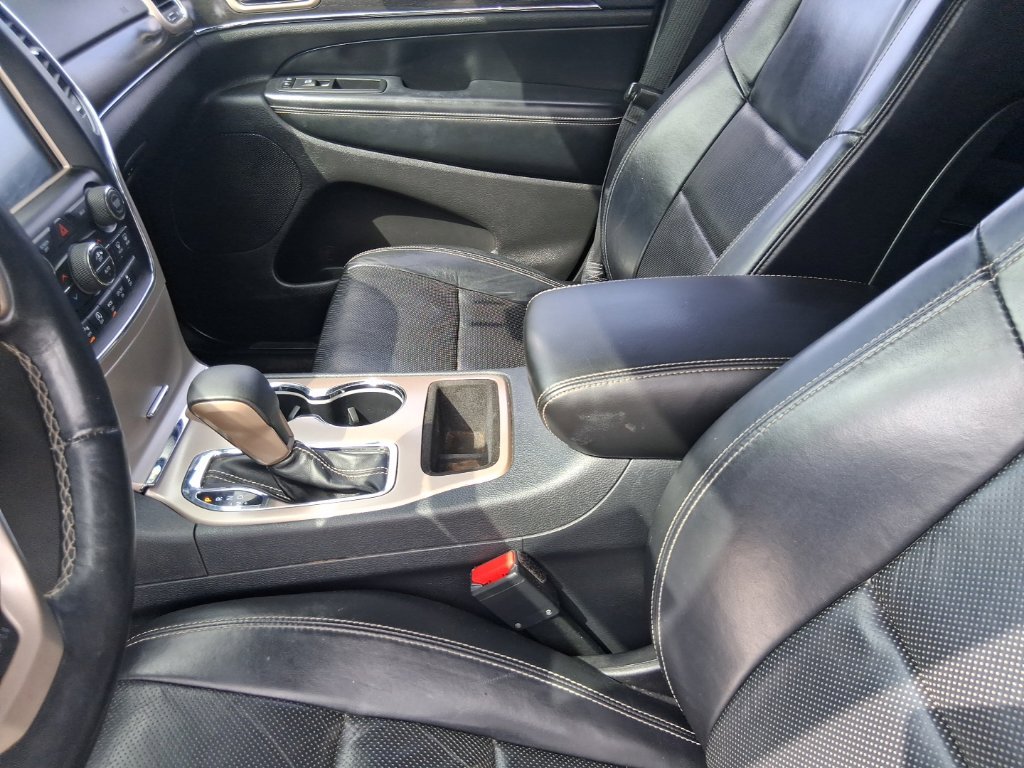 Used 2017 White Jeep Limited image 13