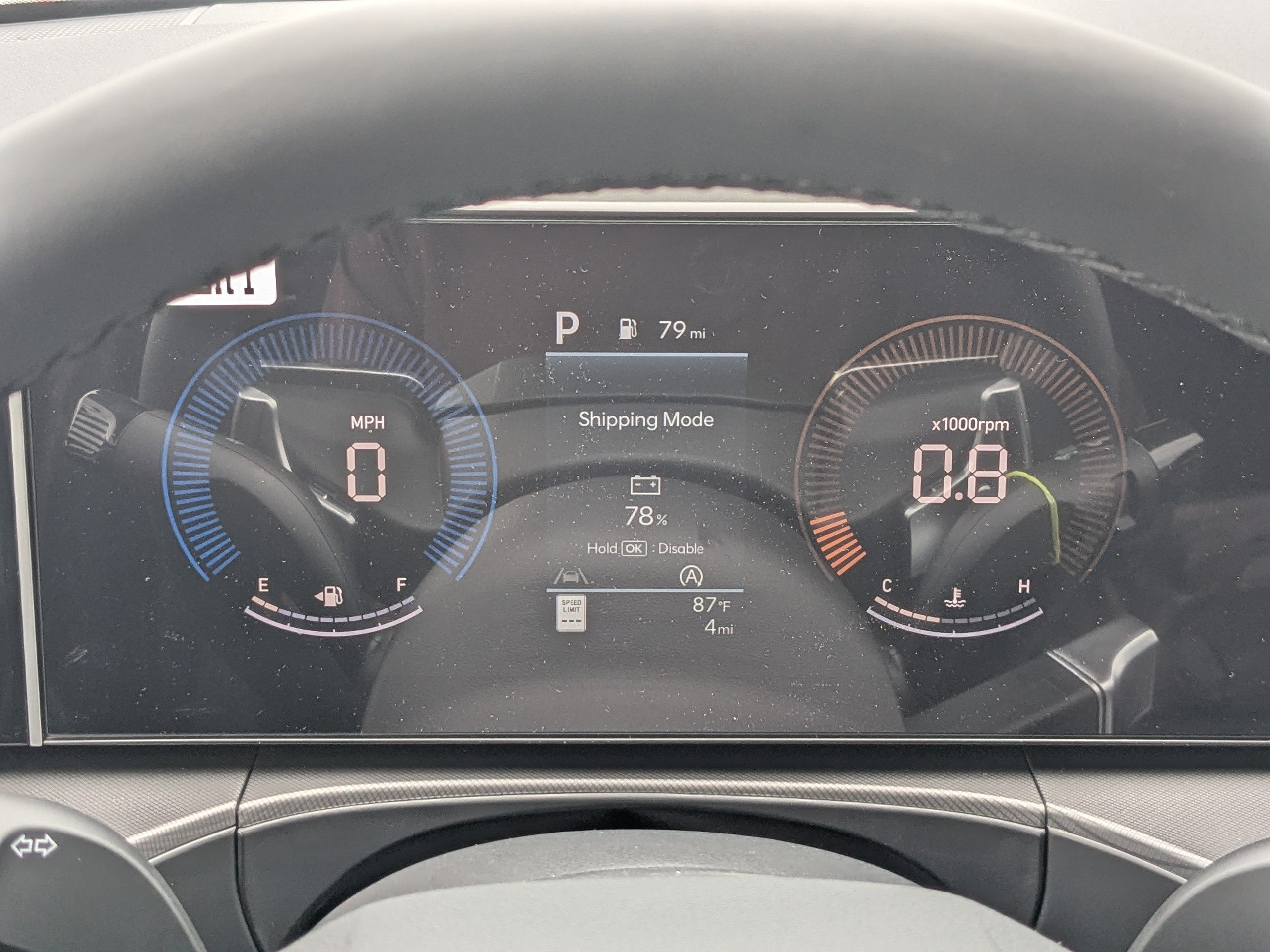 New 2027 Shimmering Silver Hyundai SE FWD image 31