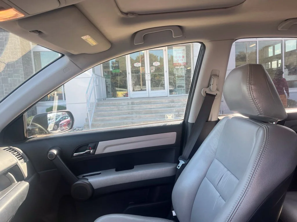 Used 2011  Honda EX image 11