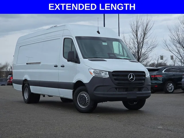 2025 Mercedes-Benz Sprinter 3500 Cargo 170 WB