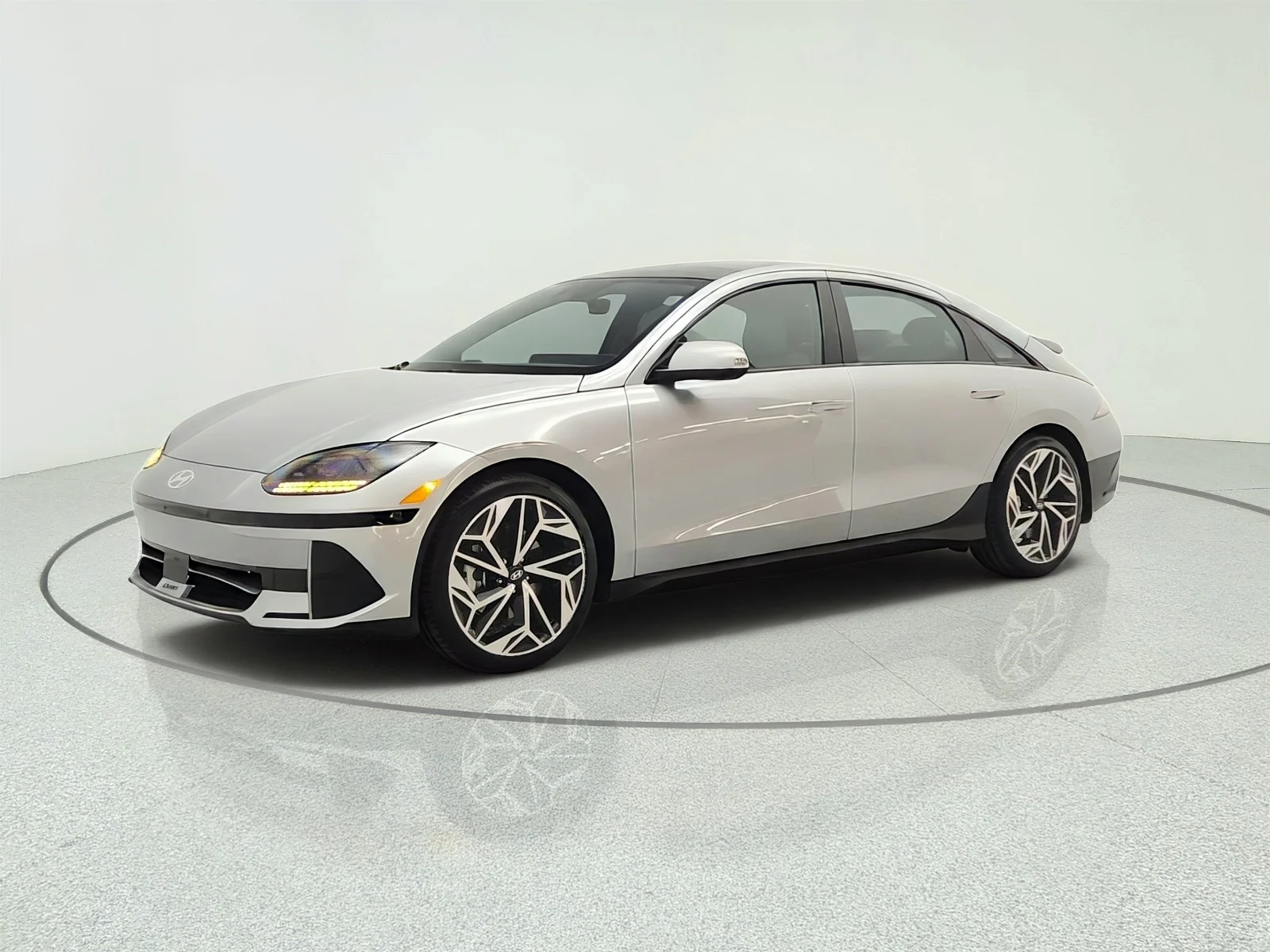 Used 2023 Curated Silver Hyundai Limited image 1