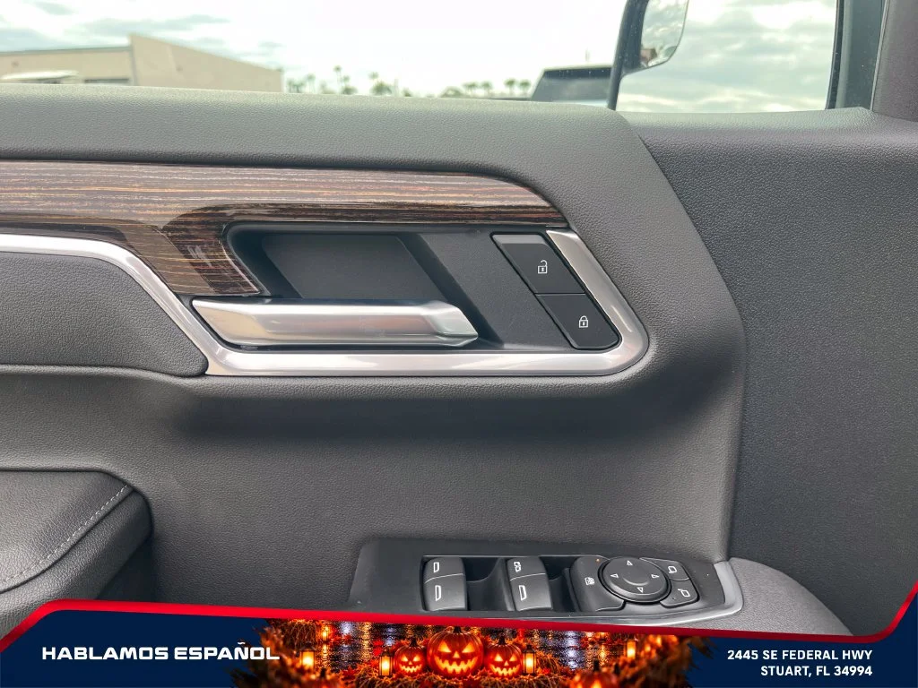 New 2026 Summit White GMC Elevation image 22