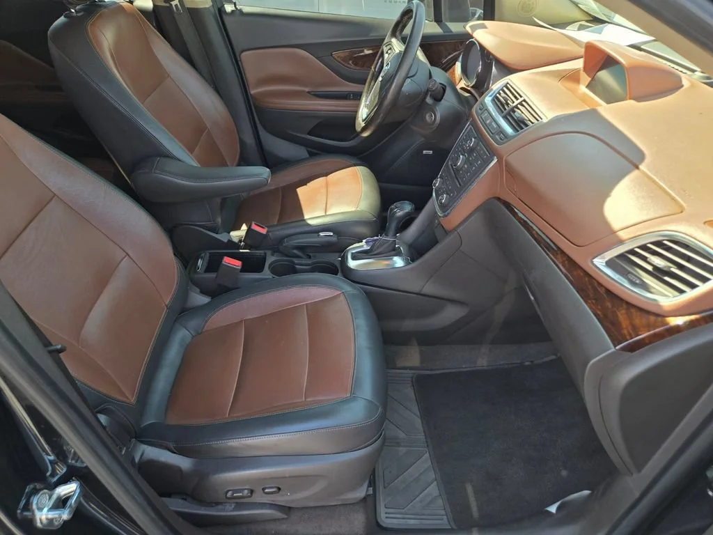 Used 2015 (Additional charge - premium paint. Includes (BT3) Dark Argent Metallic lower accent color.) Buick Premium image 3