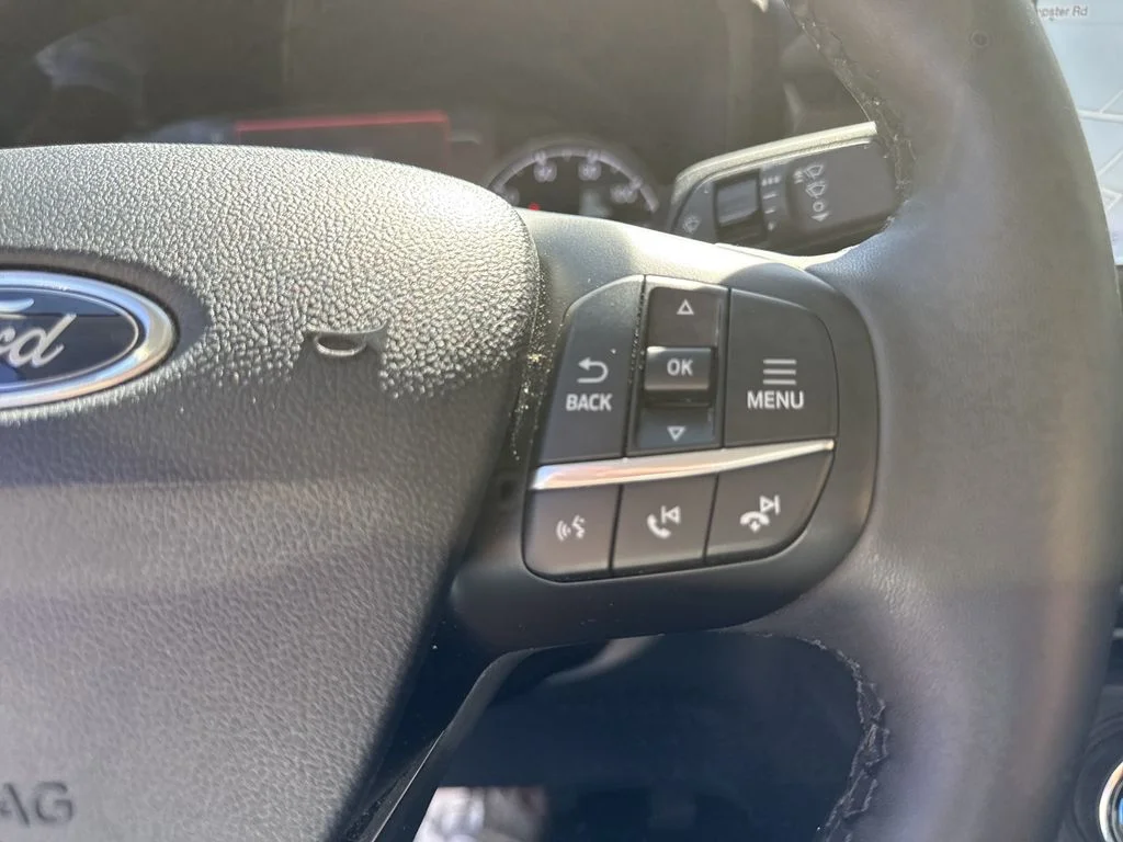 Used 2023 White Ford Lariat image 25