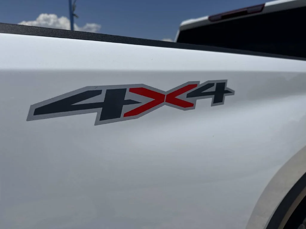 Used 2024 White Chevrolet LT image 11