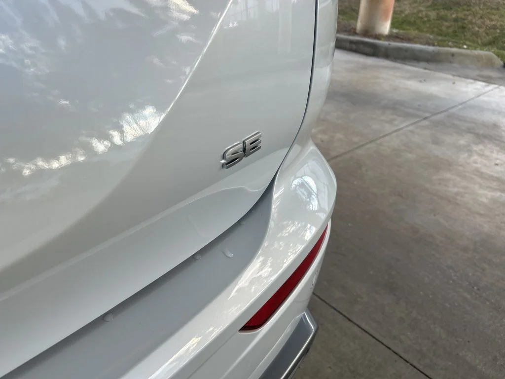 New 2026 White Mitsubishi SE image 20
