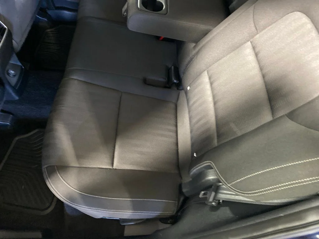 Used 2019 Pacific Blue Kia LX image 9