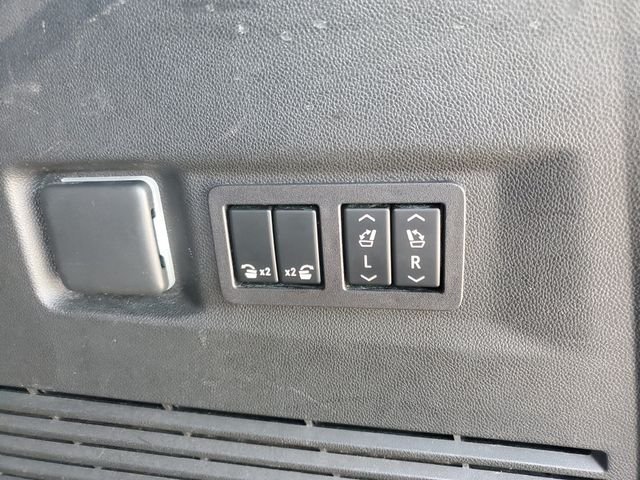 Used 2023 Black GMC Denali image 31