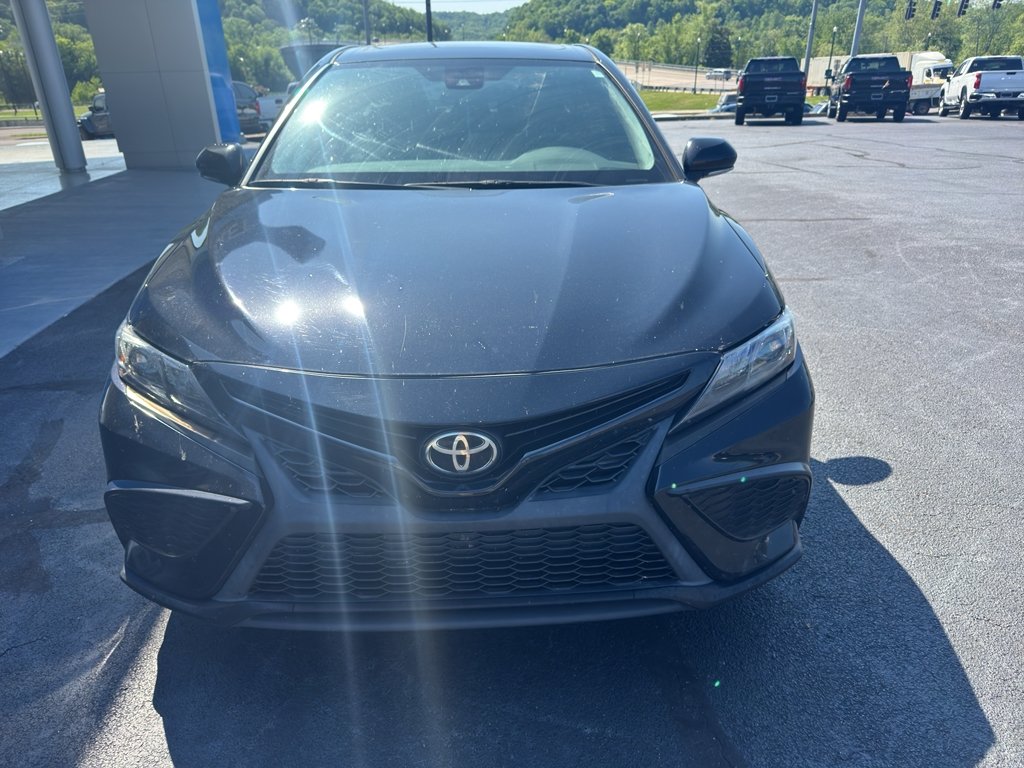 Used 2021 Toyota Camry SE with VIN 4T1G11AKXMU434695 for sale in Clinton, TN