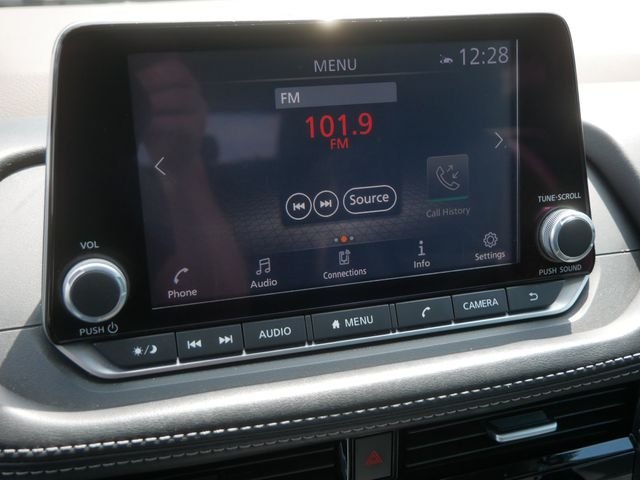 Used 2021 Black Nissan SL image 29
