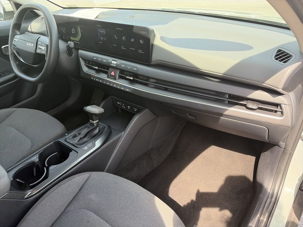 Certified Used 2025 Haze Kia LXS image 30
