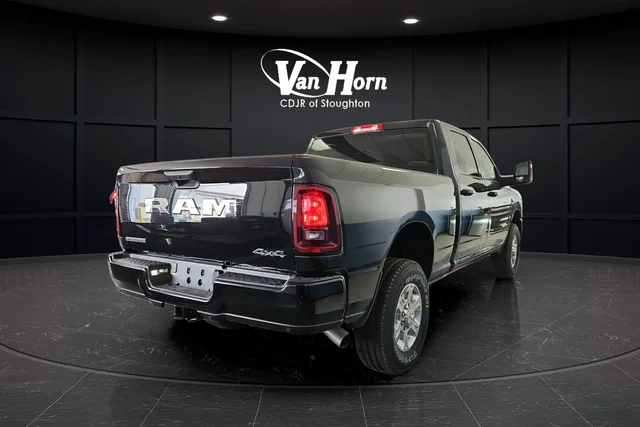 New 2026 Diamond Black Crystal Pearl-Coat Exterior Paint RAM Big Horn image 7