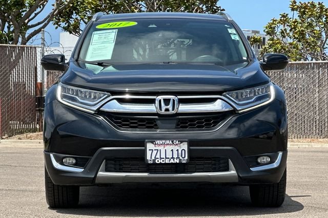 Used 2017 Crystal Black Pearl Honda Touring image 9