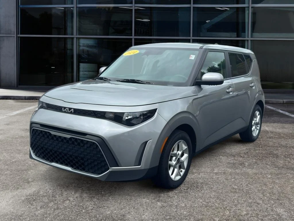 2024 Kia Soul 2.0L LX IVT's photo
