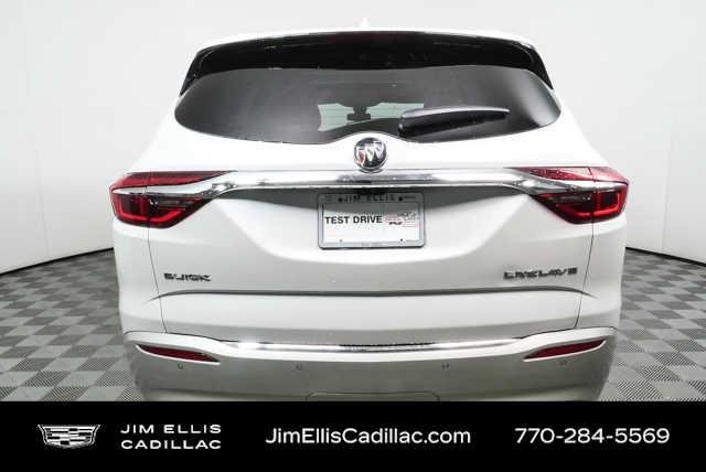 Used 2018 Includes Satin Nickel lower exterior accent color. Buick Premium image 25