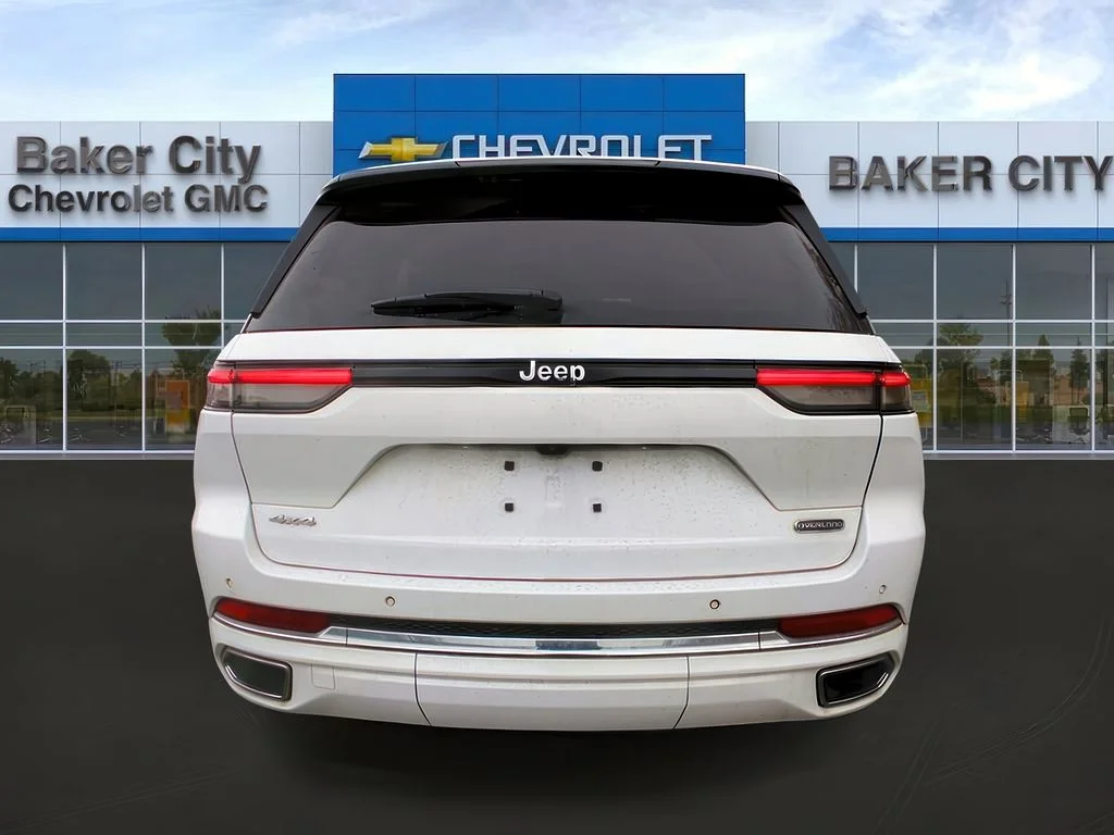 Used 2022 Bright White Clearcoat Jeep Overland image 35