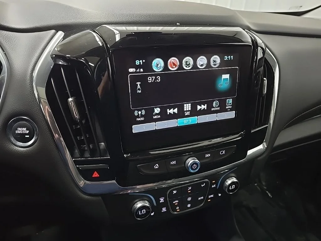 Used 2019 Summit White Chevrolet 3LT image 26