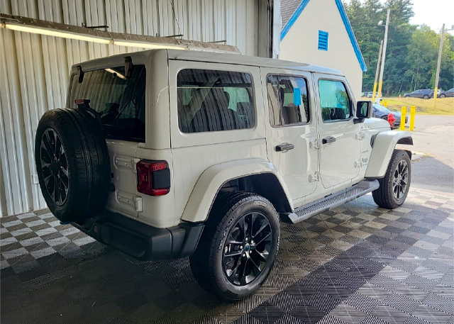 Used 2024 White Jeep Sahara 4xe image 3