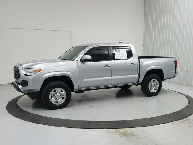 Used 2022 Silver Toyota SR image 3