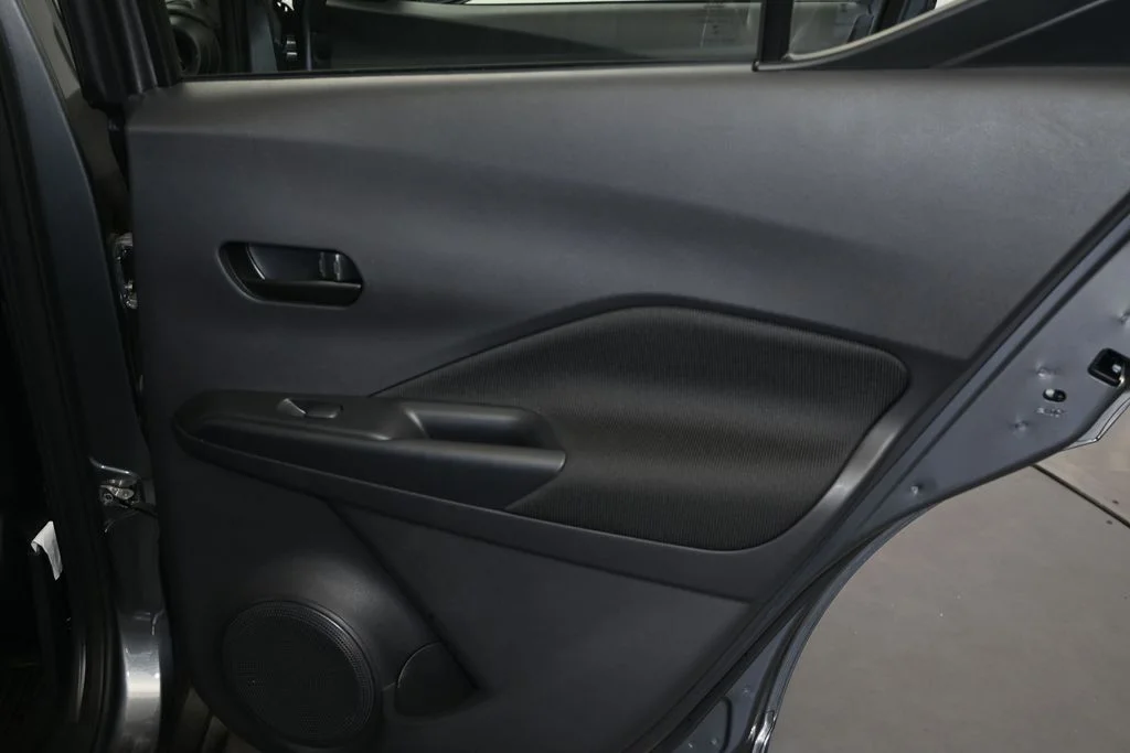 Certified Used 2025 Gun Metallic Nissan S image 15