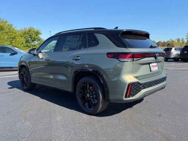 New 2026 Avocado Green  W/Black Roof Volkswagen 2.0T SE R-Line Black image 6